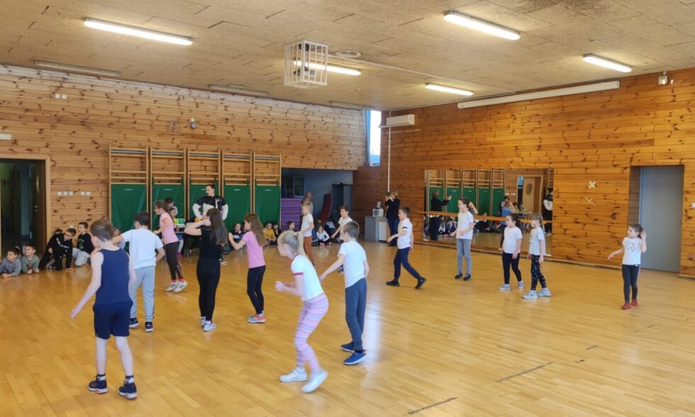 SPORTSKE IGRE U TITUŠU