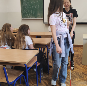 ZNAKOVNI JEZIK U ŠKOLI ZNAKOVNI JEZIK U ŠKOLI